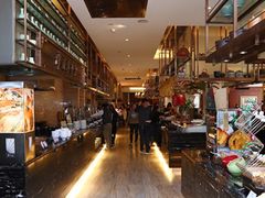 -东方红海鲜百汇(国际大厦店)