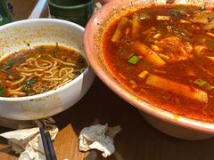 -云海肴·汽锅鸡·云南菜(天山百盛优客店)