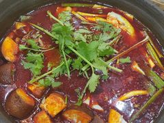 -钱摊摊安顺夺夺粉火锅(宏大广场店)