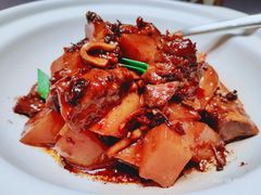 菌香萝卜牛腩煲-京参園海鲜餐厅