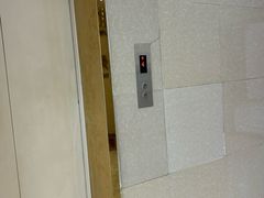 -怪兽屋·羊驼·猫咖·狗咖(俊华广场店)