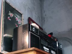 -马路边边串串香形象店(磐石路店)