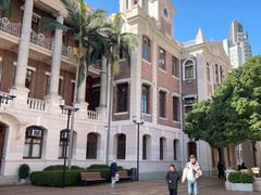 -香港大学