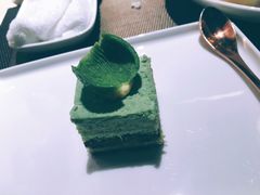 -余欢领鲜火锅(新街口店)