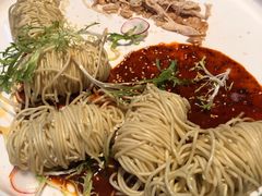 鸡丝拌面-桂满陇天书(南京德基旗舰店)