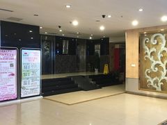 -南京悦客假日酒店