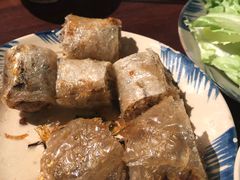 -Cuc Gach Quan Restaurant