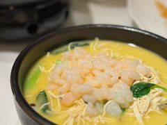 手剥虾仁煮干丝-扬州香格里拉·香宫中餐厅