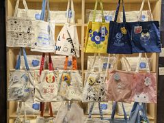 -猫的天空之城概念书店(杭州南宋御街店)