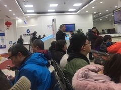 -中国建设银行(上海六里支行)