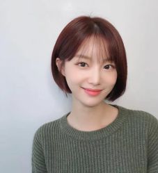 -变画·发型STUDIO