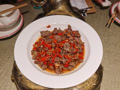 -老湖南民间菜·牛肉十八炒(花都店)