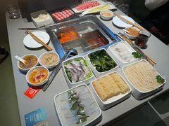 -海底捞火锅(关山保利店)