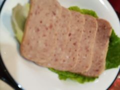 -虾弄弄海派小龙虾·牛羊蝎子火锅