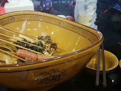 -上上签·冷锅串串(六灌路店)