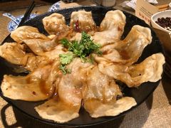 地锅昂刺鱼-大张烙馍村(三环南路旗舰店)