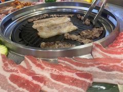 -哈哈碳都·牛肋条无限自助烤肉(宝龙店)