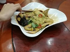 -东馆和天下特色餐饮(工农店)