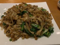 炒牛河-老板很二(吉大店)