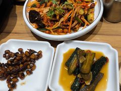 -青瓦餐厅·生鱼片·韩园烤肉(西塔店)