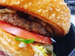 -The Habit Burger Grill 哈比特汉堡(复兴soho店)