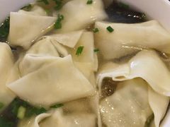 -笑来喜馄饨小笼工坊店(湖滨街店)