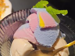 软糖冰淇淋山-吱咖啡西式简餐