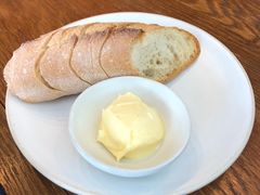 -ROAST coffee & eatery