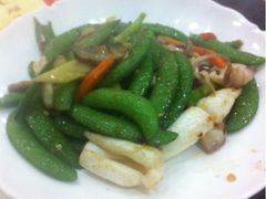 -坤记煲仔小菜(西环店)