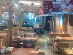 大堂-三个大叔东北烧烤·砂锅菜(西三旗店)