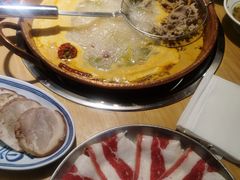 -洱火云南酸菜牛肉火锅(石景山当代商城店)