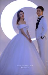 -苏菲亚婚纱摄影