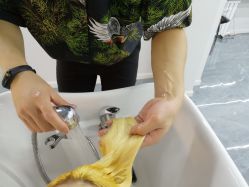 -茶发Salon·烫发染发理发