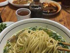 -杨记清芳牛肉拉面(京广路店)