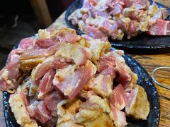 烤羊腿-柿子树炭烤羊腿(金台路店)