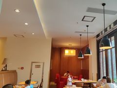 -亚龙湾希尔顿自助餐厅·海鲜·烧烤·沙滩BBQ·现场乐队
