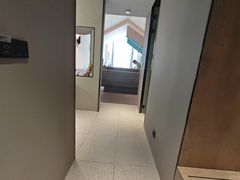 -上海虹桥中心爱琴海亚朵S酒店