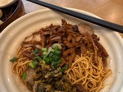 -佬钱湾仔(衣裳街店)