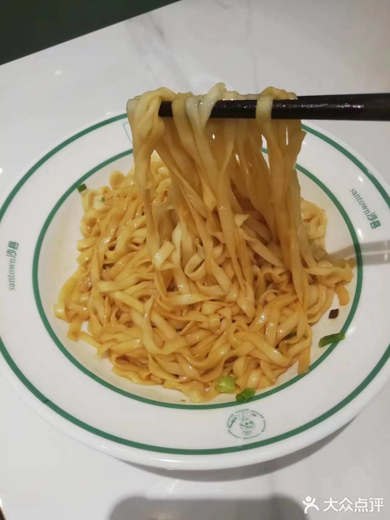 云吞面VS葱油面-佛山两种受欢迎的特色面食