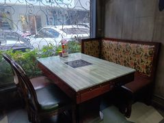 靠窗位-湘当爱·鲜煮现炒(松岗立业路店)
