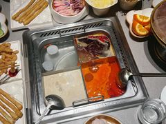 -海底捞火锅(宝龙广场夜宵主题店)