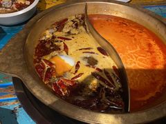 -房子红了鱼豆花重庆老火锅(广厦学院店)