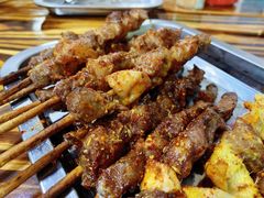 -民族烤羊·烤羊肉串·烤羊排(南城店)