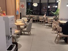 -必胜客(璞丽中心店)