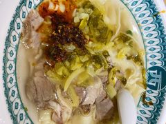 老坛酸菜牛肉面-清真·西域伙伴牛肉面·羊肉串(融创店)