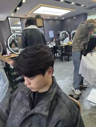 -藤野造型烫染·漂发