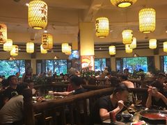 -老房老舍重庆火锅(假日城市店)