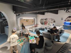 -MINI MARS KIDS CLUB亲子家庭中心(长宁天山店)