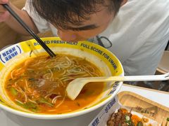 -粉小主·贵州酸汤牛肉粉(南京仙林金鹰店)