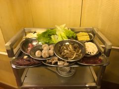 -月圆火锅(宁海东路二店)